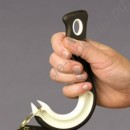 Крюк-открывалка для банок с кольцом